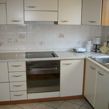 Miki Apartamento Poreč Exterior foto